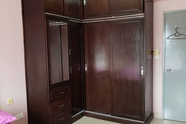 Rivercity Condominium