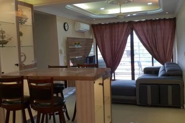 Rivercity Condominium