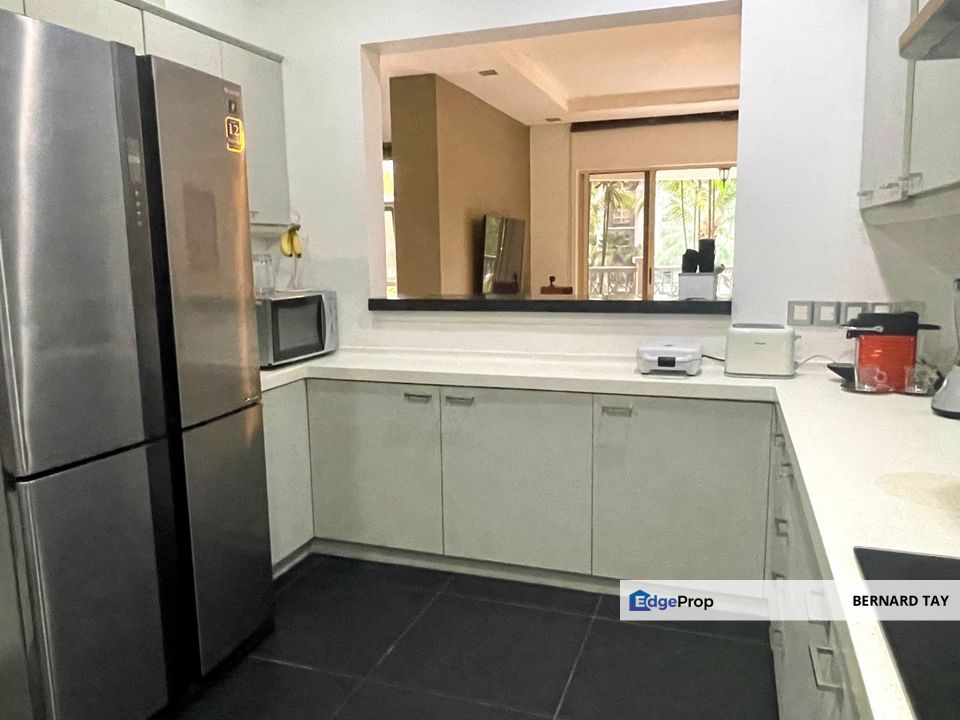 Freehold Renovated Apartment 3 Rooms Almaspuri Condominium Mont Kiara For Sale, Kuala Lumpur, Mont Kiara