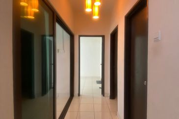 Indah Alam Condominium