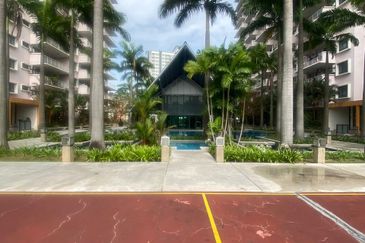 Indah Alam Condominium