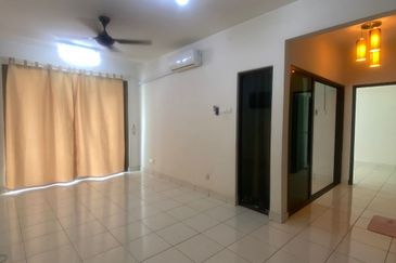 Indah Alam Condominium