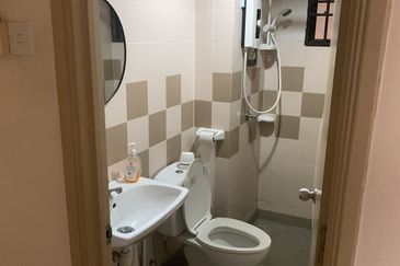 Royal Domain Sri Putramas II