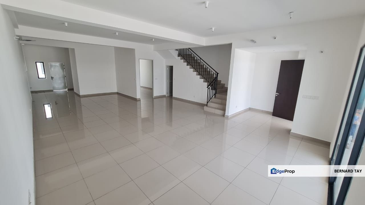 Freehold Superlink Double Storey Terrace House Sejati Lakeside Cyberjaya For Sale, Selangor, Cyberjaya