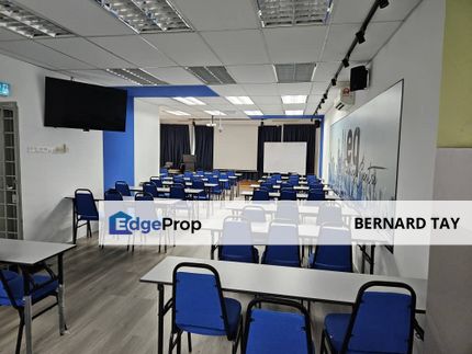 Fully Furnished Office Space LRT Taipan Damansara 2 Ara Damansara Petaling Jaya For Rent, Selangor, Petaling Jaya