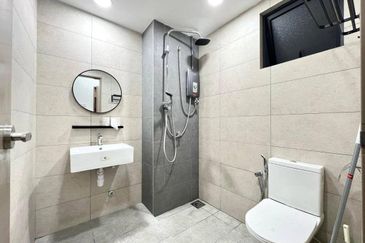 The Trees, Bukit Lanjan