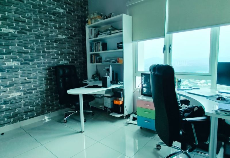 La Thea Residences @ 16 Sierra