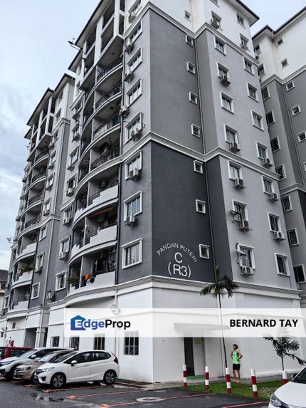 Partially Furnished Apartment 3 Rooms LRT Pandan Puteri Condominium Pandan Indah Ampang Jaya For Sale, Selangor, Pandan Indah