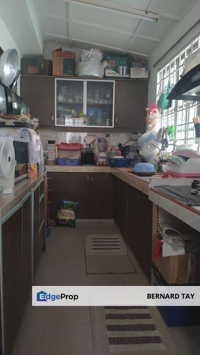 Freehold Renovated End Lot Double Storey Terrace House LRT USJ 13 Subang Jaya For Sale, Selangor, USJ