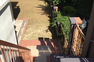 Freehold Double Storey 2.5 Storey Semi D Bandar Puteri 9 Puchong For Sale