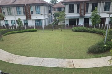 Isle of Botanica, Setia Eco Glades