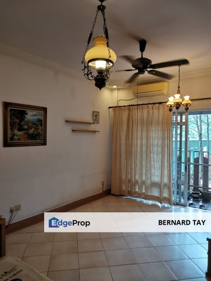 Partially Furnished 3 rooms MRT Perdana Exclusive Condo Damansara Perdana Petaling Jaya For Sale, Selangor, Damansara Perdana