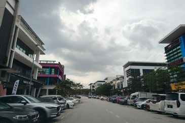 E-Boulevard, Denai Alam