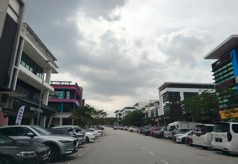 E-Boulevard, Denai Alam