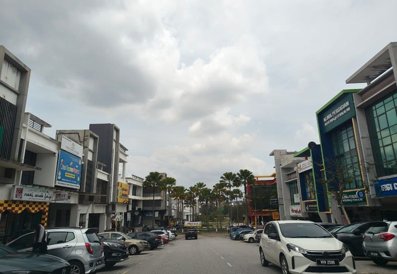 E-Boulevard, Denai Alam
