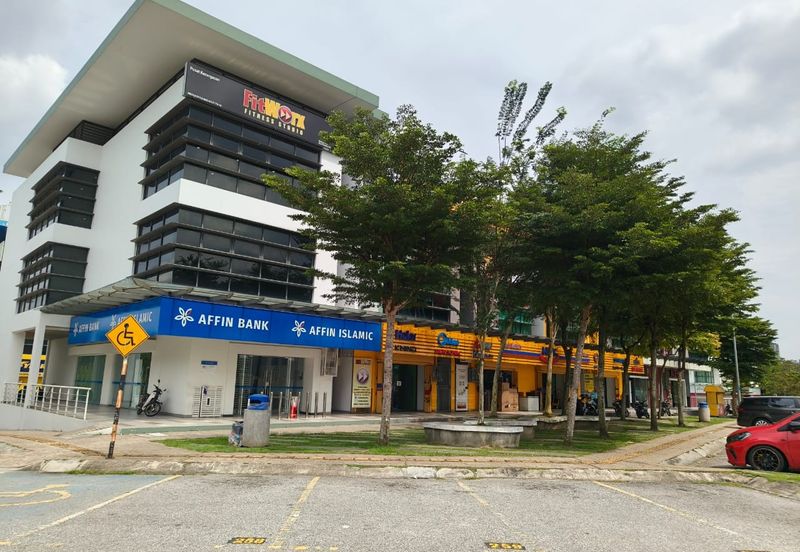 E-Boulevard, Denai Alam