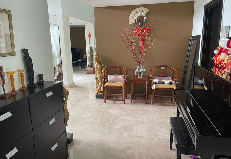 Changkat Kiara Surya