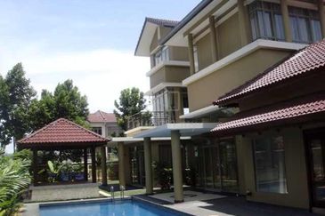 Changkat Kiara Surya