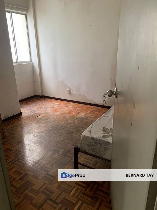 Basic Unit 4 Rooms Vista Angkasa Apartment Pantai Dalam Kerinchi For Sale, Kuala Lumpur, Pantai Dalam/Kerinchi
