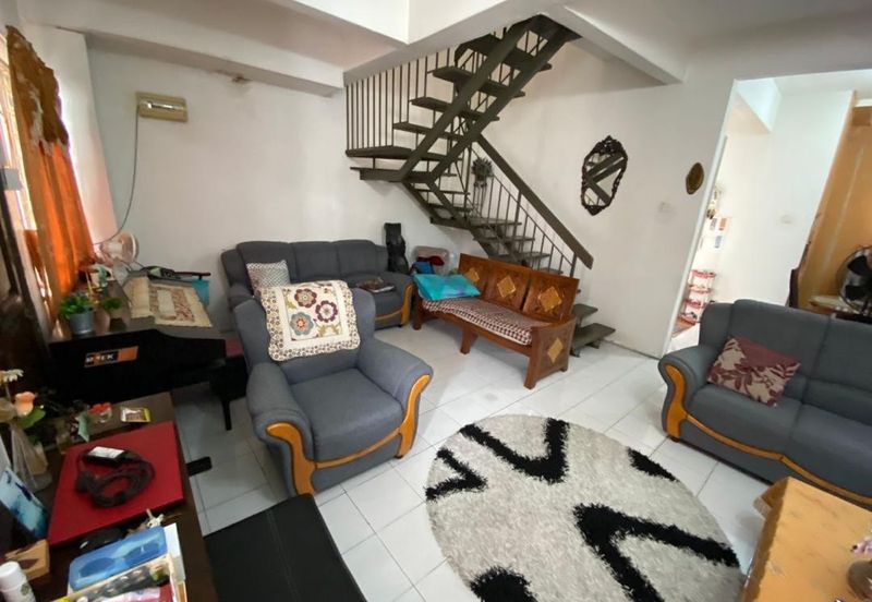 Taman Saujana Puchong