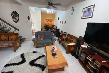 Taman Saujana Puchong