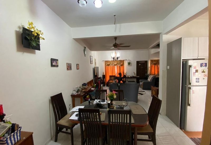 Taman Saujana Puchong