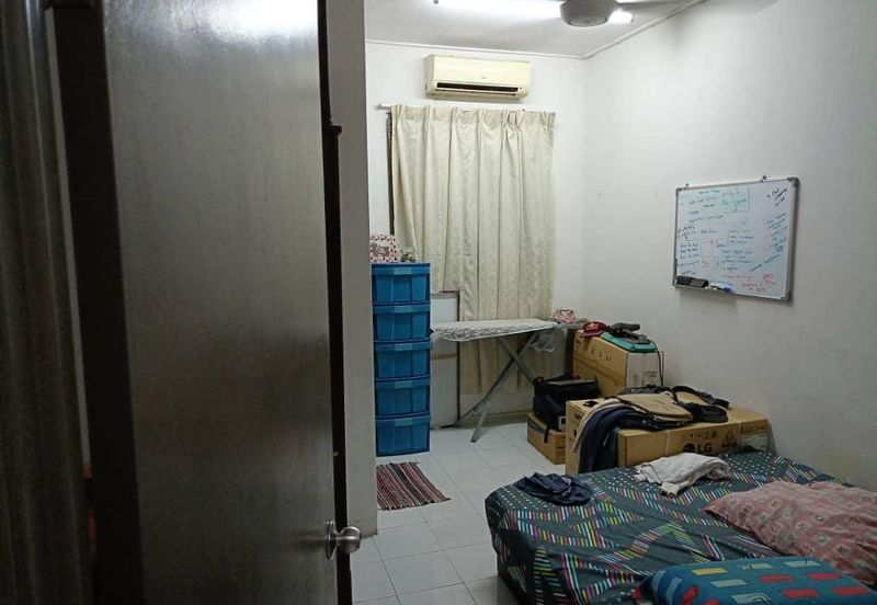 Taman Saujana Puchong