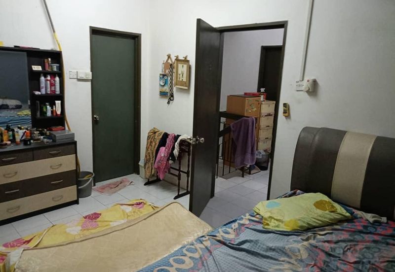 Taman Saujana Puchong