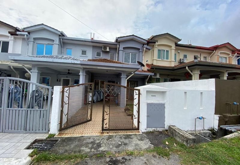 Taman Saujana Puchong