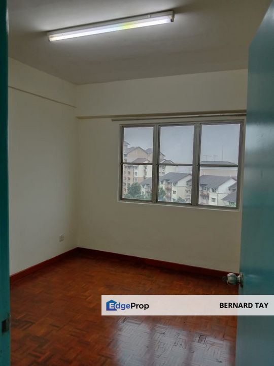 Freehold 3 Rooms Condo Paradesa Rustica Bandar Sri Damansara For Sale, Selangor, Bandar Sri Damansara