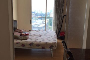 231 TR Serviced Suite