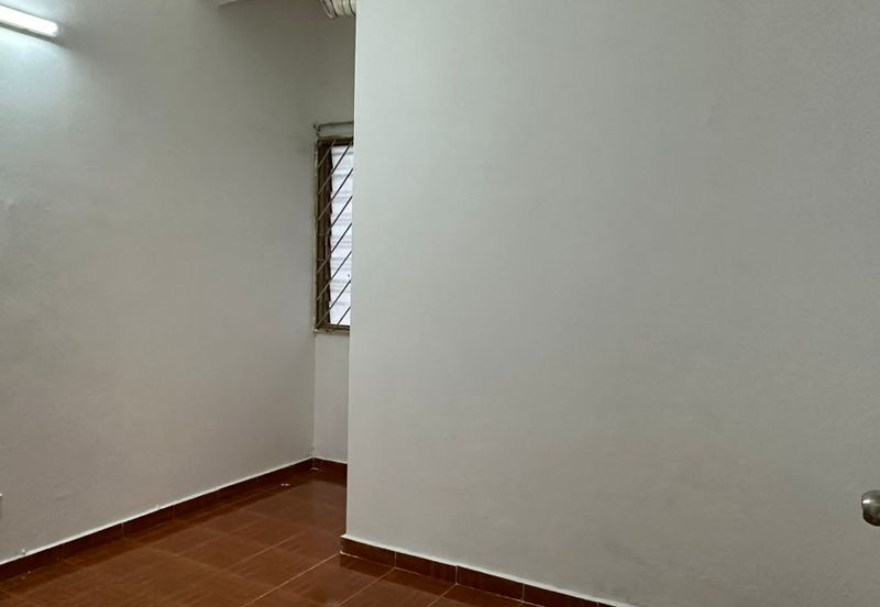 Putri Apartment