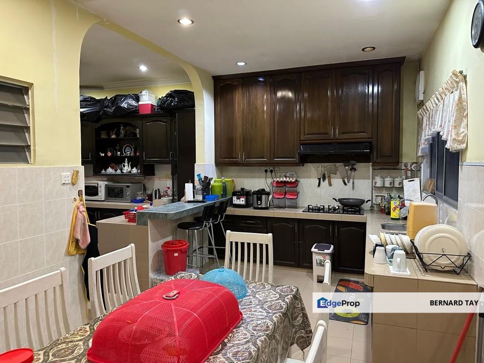 Freehold Renovated Double Storey Terrace House Bandar Puteri Klang For Sale, Selangor, Klang