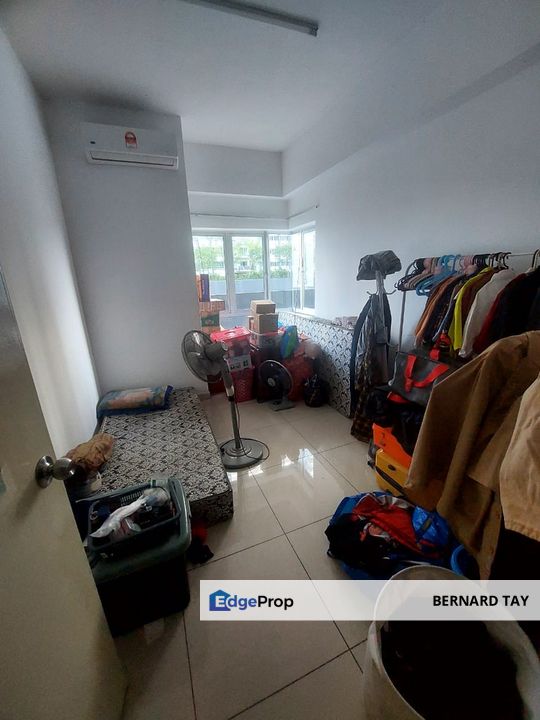 Freehold 3 Rooms Condo Savanna Executive Suites Southville City Bangi For Sale, Selangor, Bangi