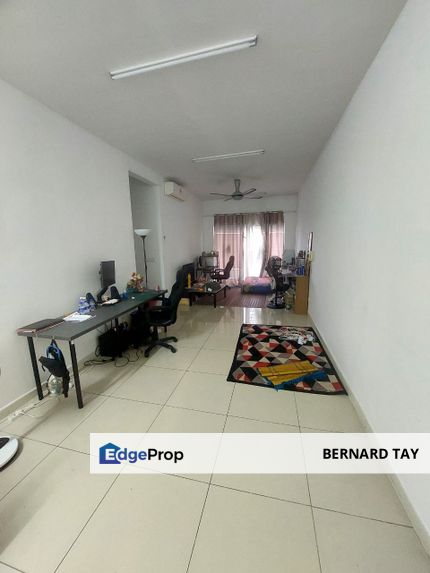 Freehold 3 Rooms Condo Savanna Executive Suites Southville City Bangi For Sale, Selangor, Bangi