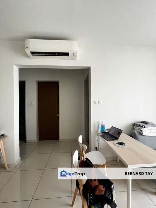 Freehold Renovated Fully Furnished 3 Rooms Condo MRT LRT City of Green Seri Kembangan Bukit Jalil For Sale, Selangor, Seri Kembangan