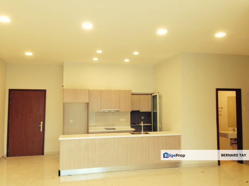 Freehold 3 Rooms Condo MRT Royal Regent Sri Putramas 3 Dutamas Jalan Kuching For Sale, Kuala Lumpur, Dutamas