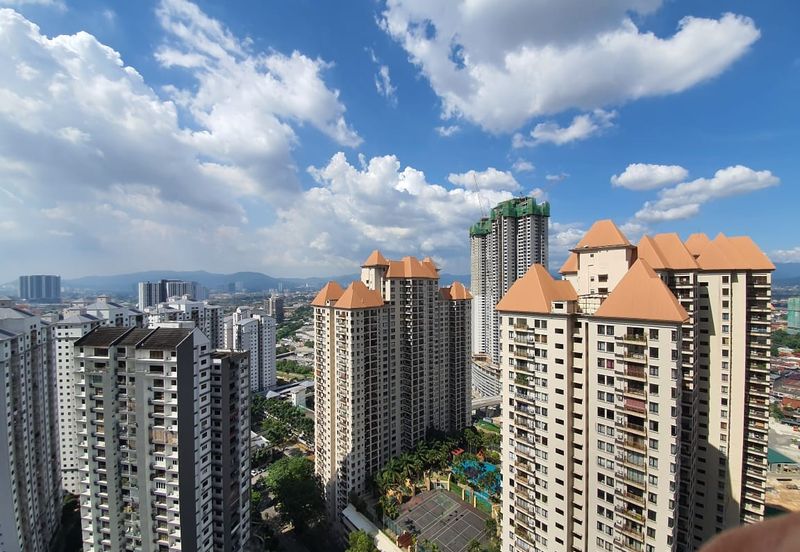 Royal Regent Sri Putramas III