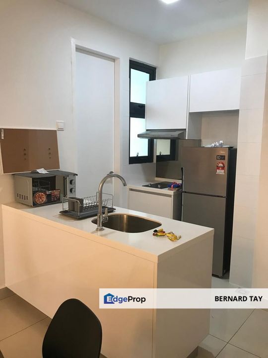 Freehold Fully Furnished 3 Rooms Condo LRT H2O Residences Ara Damansara Petaling Jaya For Sale, Selangor, Ara Damansara