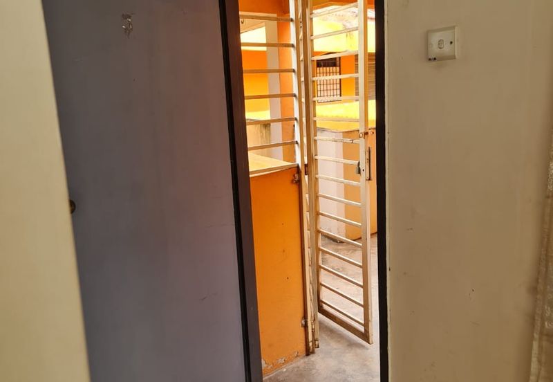 Seroja Apartment (Putra Perdana)