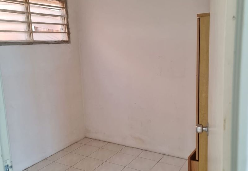 Seroja Apartment (Putra Perdana)