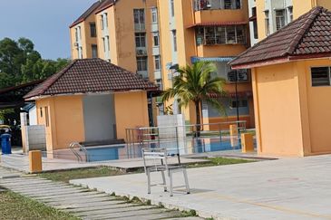 Seroja Apartment (Putra Perdana)