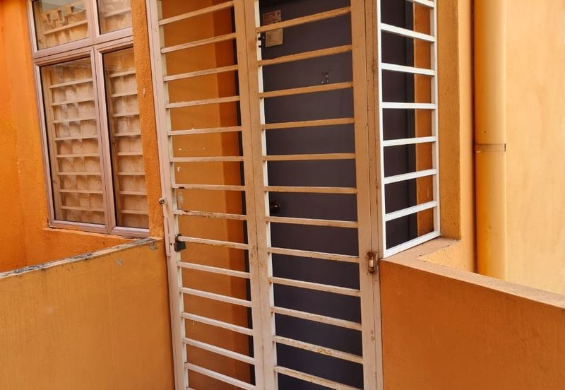 Seroja Apartment (Putra Perdana)