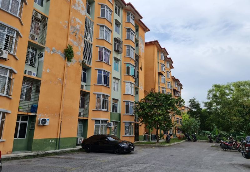 Seroja Apartment (Putra Perdana)