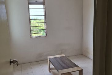 Seroja Apartment (Putra Perdana)