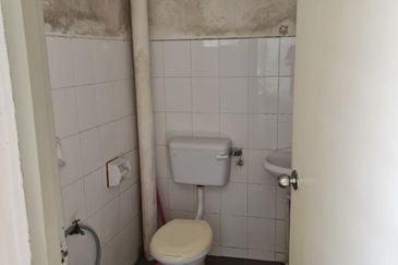 Seroja Apartment (Putra Perdana)