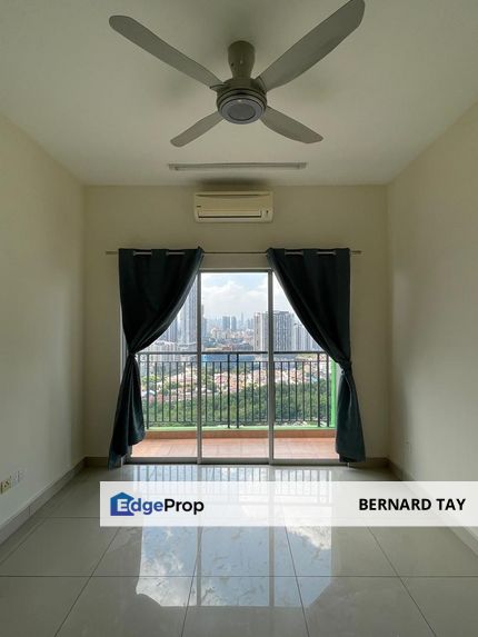 Freehold Partially Furnished 3 Rooms Condo OUG Parklane Old Klang Road For Sale, Kuala Lumpur, Jalan Klang Lama (Old Klang Road)