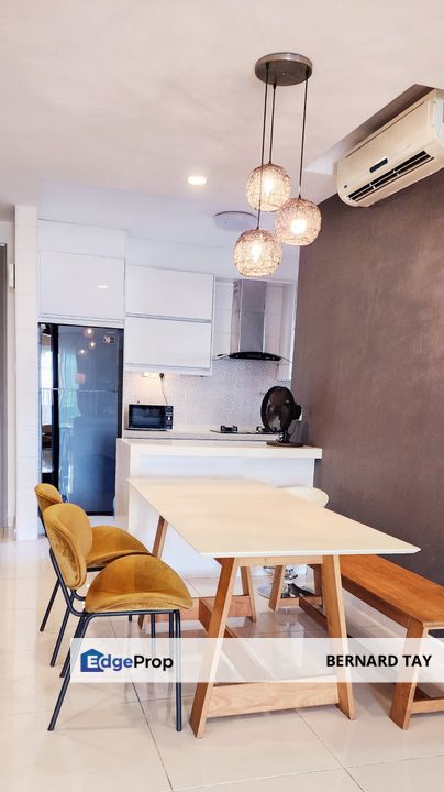 Freehold Renovated 3 Rooms Condo MRT Cheras Heights Condominium Taman Bukit Cheras For Sale, Kuala Lumpur, Cheras