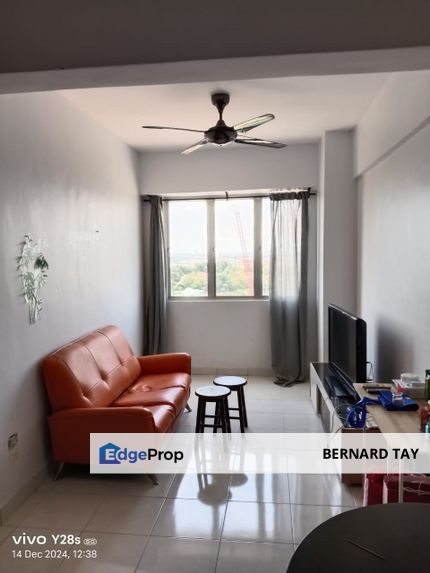 Freehold 1 Room Condo LRT Main Place Residence USJ 21 Subang Jaya For Sale, Selangor, USJ