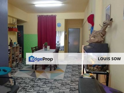 SRI ROS APARTMENT FOR SALE AT SEPAKAT INDAH,KAJANG , Selangor, Kajang